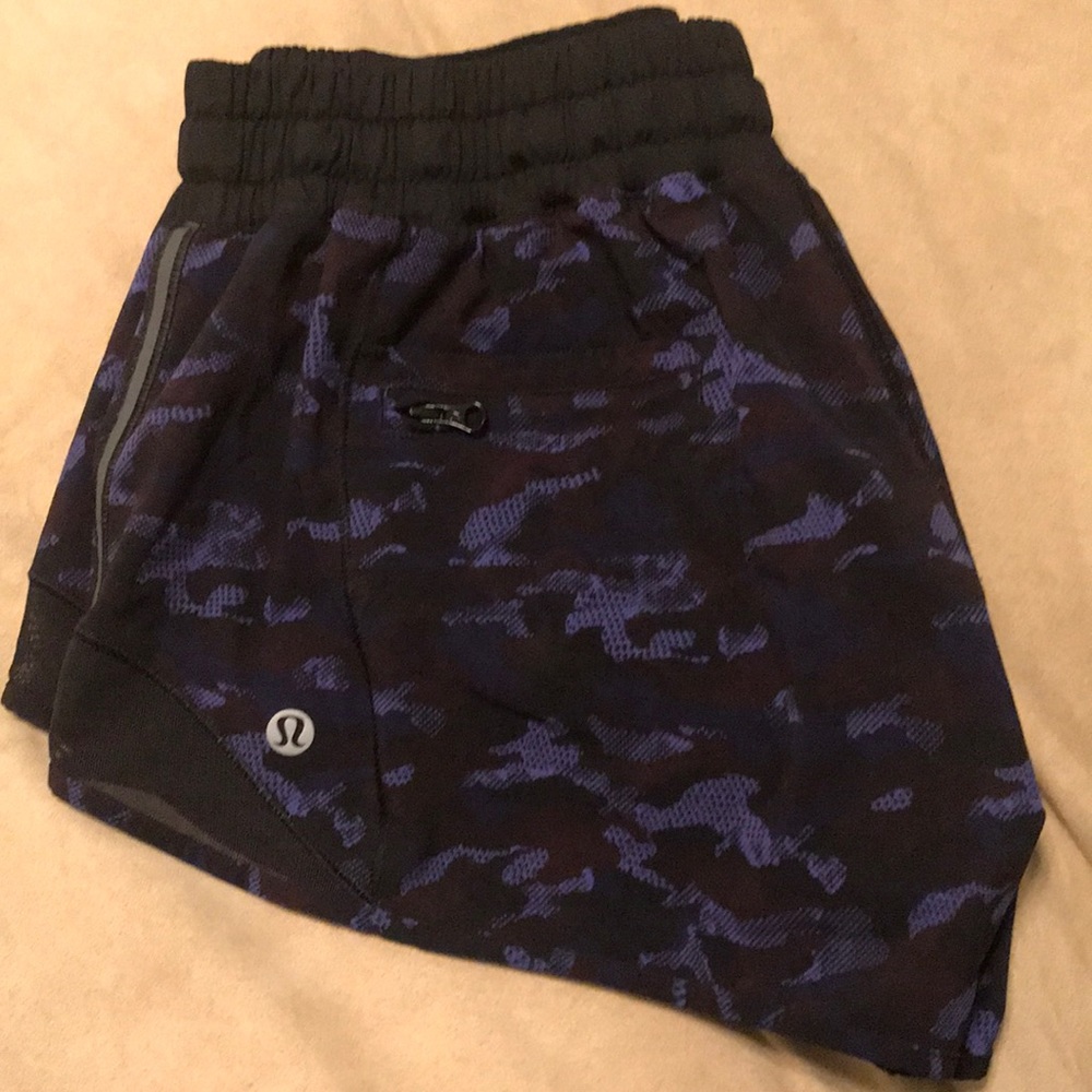 Lululemon Hotty Hot shorts like new size 8
